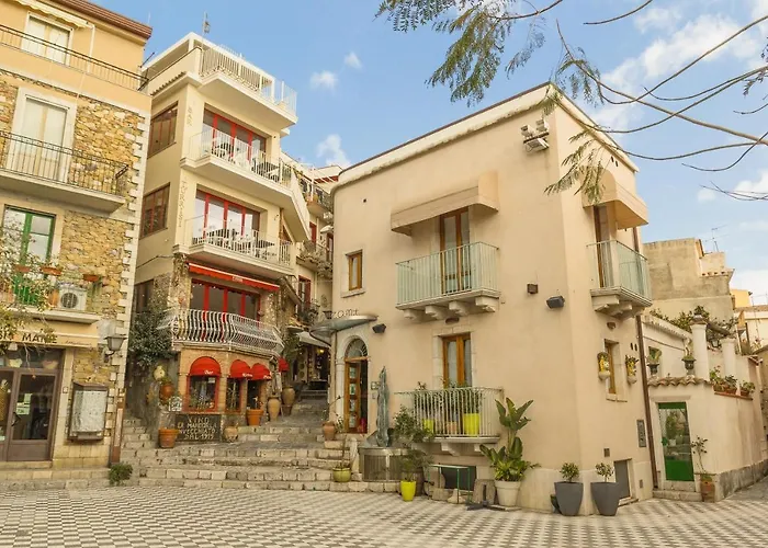 Дом отдыха Lilla - And Garden *